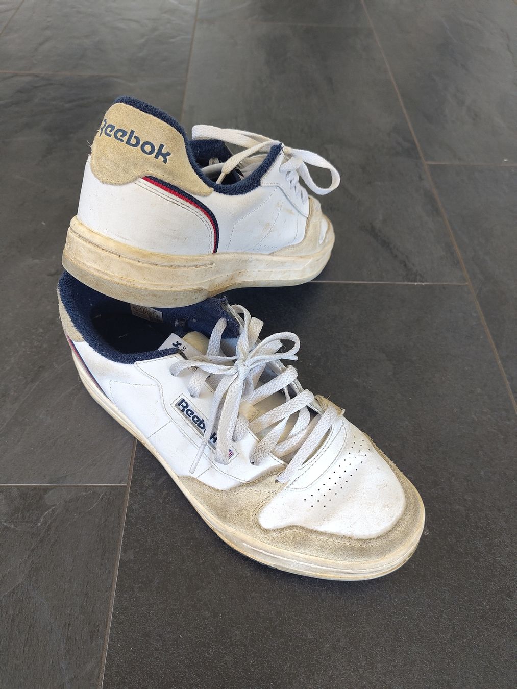 Reebok Chaussures hommes: Chaussure Reebok (41) – D'occasion à Delley par sadiiiiiii