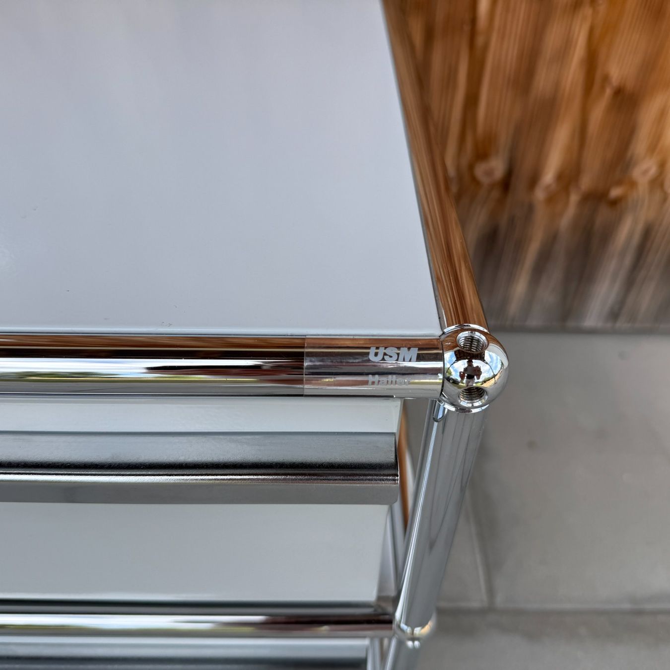 USM Banconi: USM Haller Rollcontainer Rollkorpus lichtgrau -top Zustand- – Usato da Ramsen venduto da Studio82 8