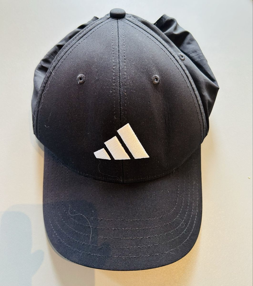 Hüte, Mützen & Caps: Casquette Adidas – Gebraucht aus Founex von etswang
