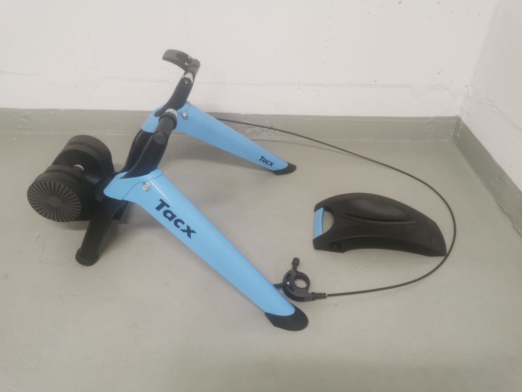 Tacx Hometrainer: Tacx Boost Bundle inkl. Garmin Speed Sensor – Gebraucht aus Ittigen von Chris_27