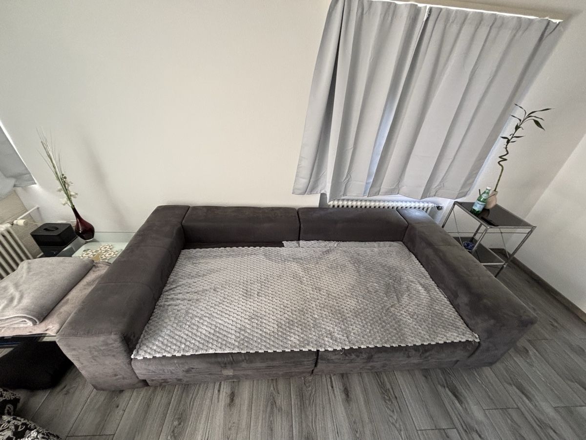 Sofas: Ecksofa dunkelgrau gute Grösse funktional – Gebraucht aus Menziken von jul.kl 6
