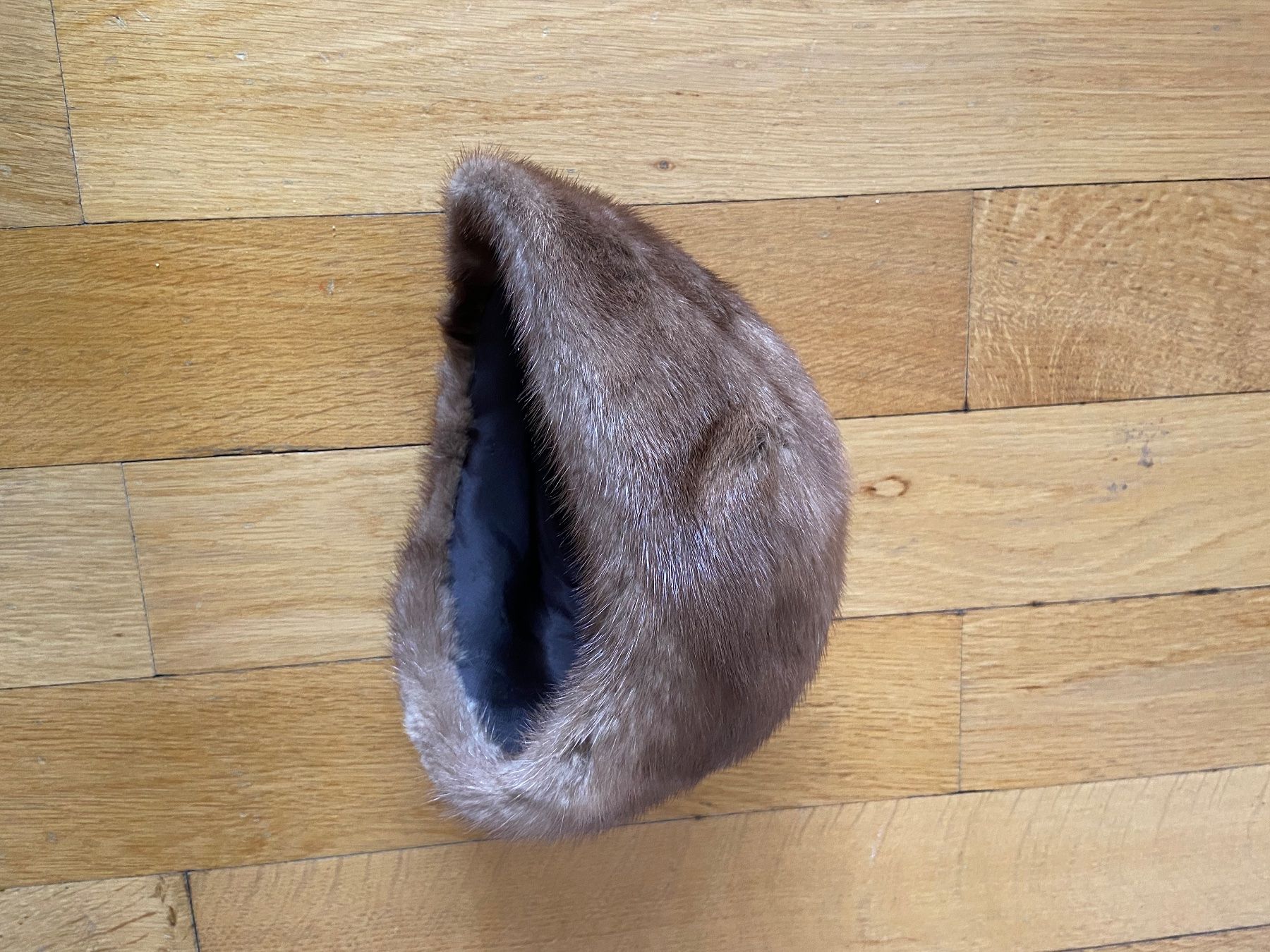 Chapeaux, bonnets & casquettes: Echtpelzhut – D'occasion à Basel par Relaphe 2