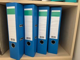Ordner A4 7cm Blau in sehr gutem Zustand (s.orig. Bilder)