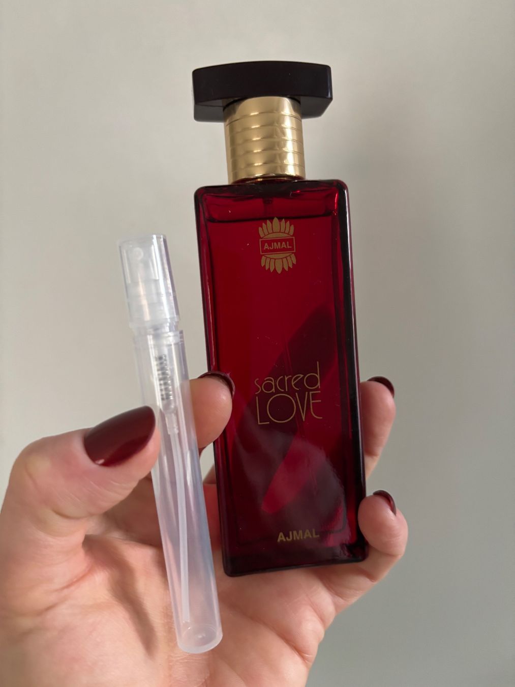 Profumi & Eau de Toilette: Ajmal Sacred Love EDP 5ml. Abfüllung – Usato da Zürich venduto da deruja