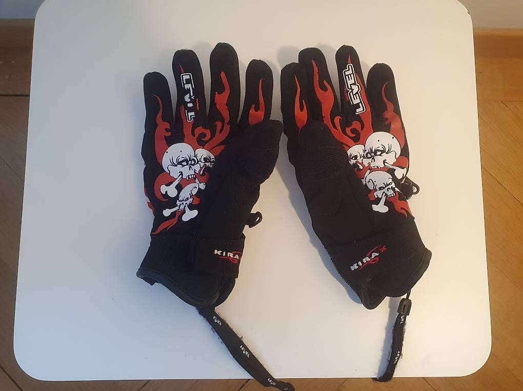 Guanti & manicotti: Skihandschuhe von Level / Grösse S – Usato da Bern venduto da PH85BE 1