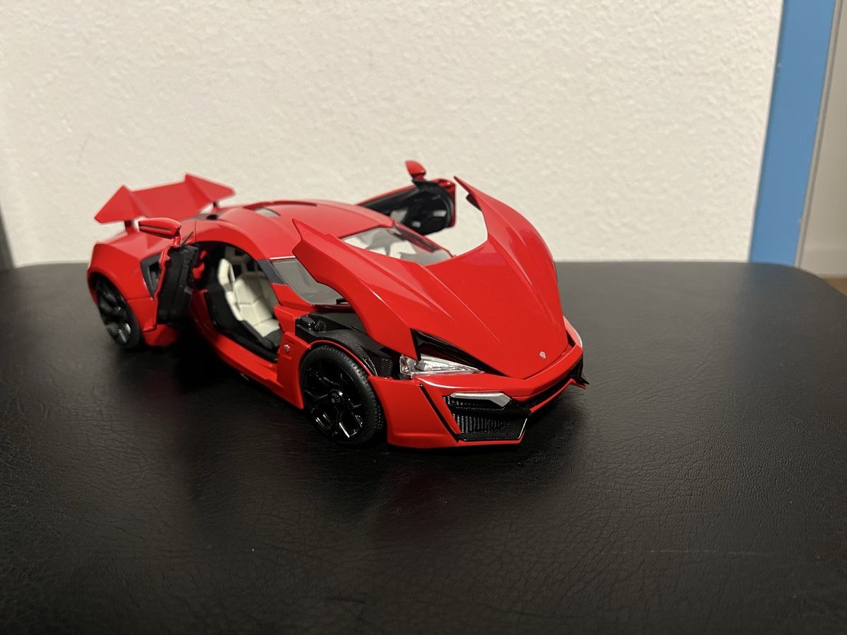 Modellini d'auto: Lykan Hypersport 1:18 Jada – Nuovo (secondo la descrizione) da Mägenwil venduto da ele_cd7w 2