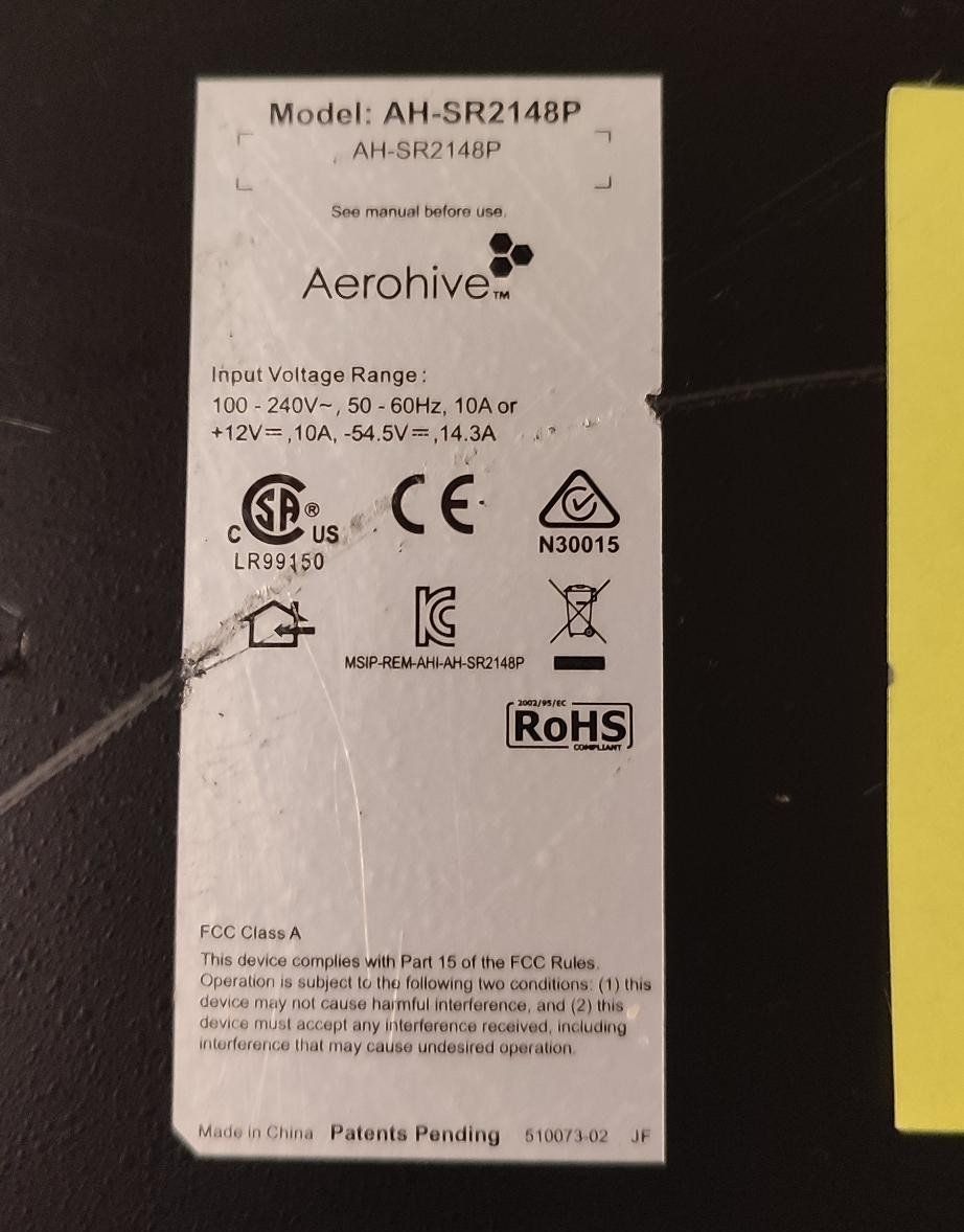 Hub & Switch: 3x Aerohive AH-SR2148P POE Switch – Usato da Eyholz venduto da mix_cyx9