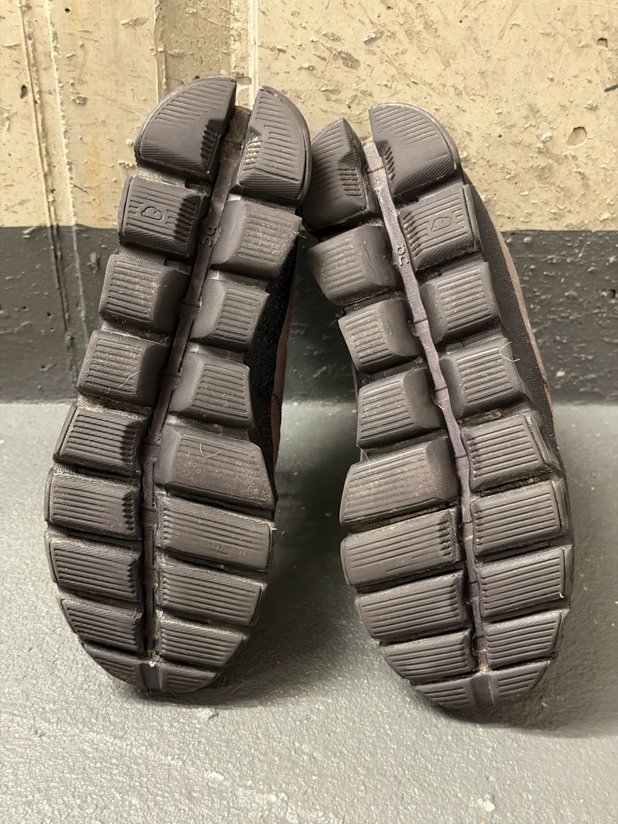 On Scarpe da donna: On Cloud Dip Sneaker Damen Grösse 39 – Usato da Zürich venduto da z00mie 4
