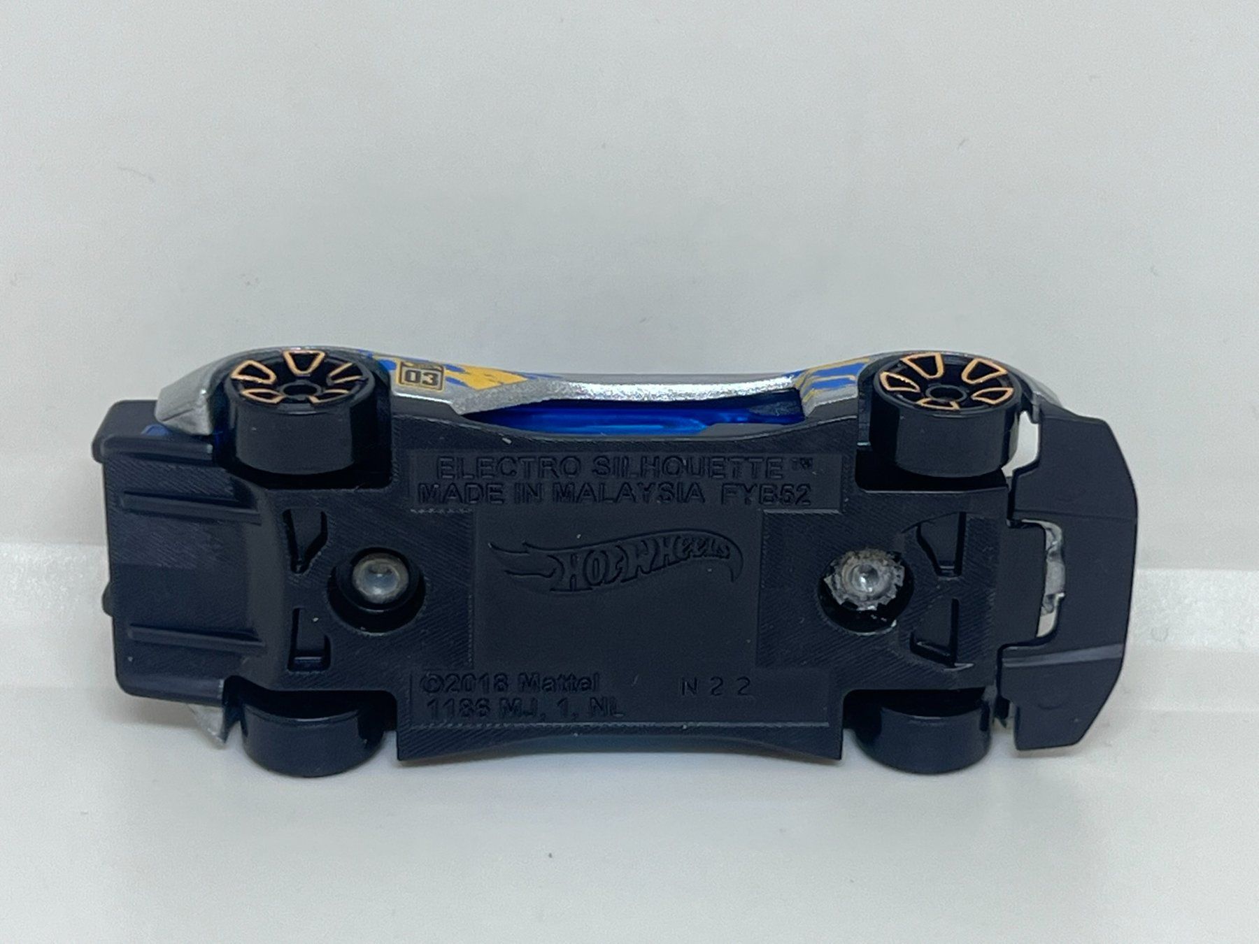 Hot Wheels Modellini d'auto: Hot Wheels Electro Silhouette #69 – Usato da Wildegg venduto da LaaBoutique 3