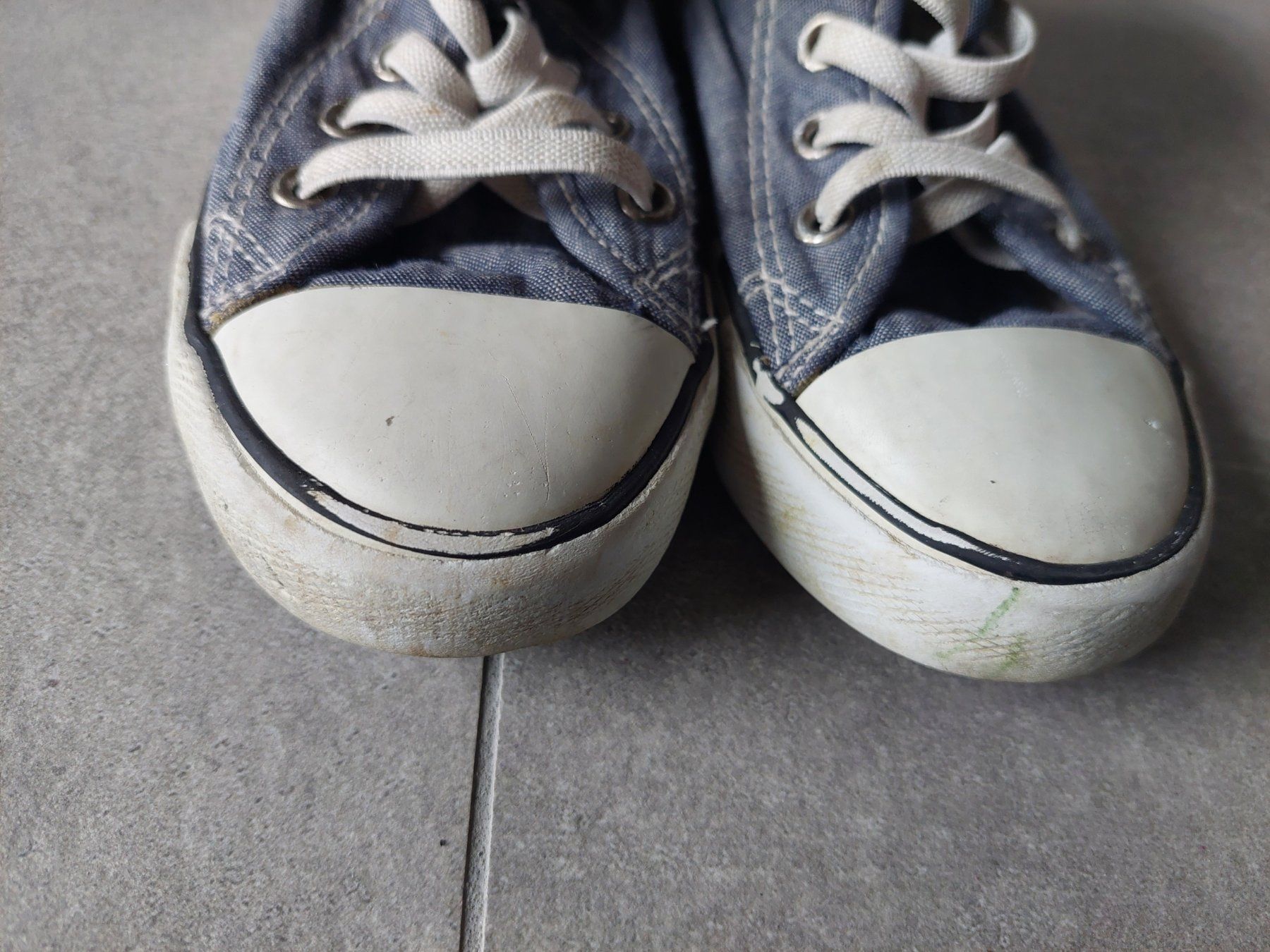 H&M Scarpe per ragazzi: Stoffschuhe von H&M Grösse 27 – Usato da Wiesendangen venduto da troawus 4