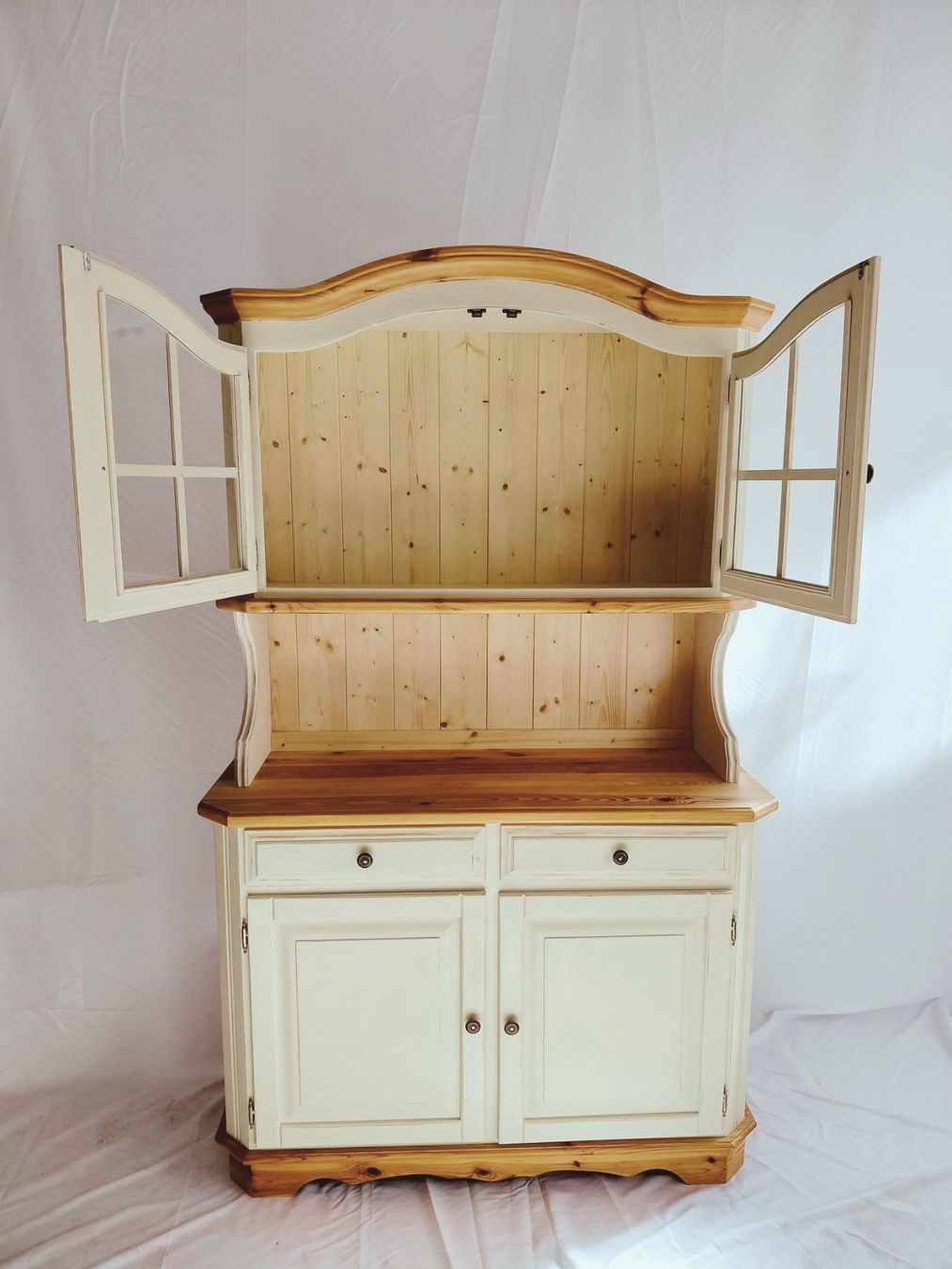 Credenze: Buffet im Landhausstil – Usato da Schwyz venduto da Nyrchen 1