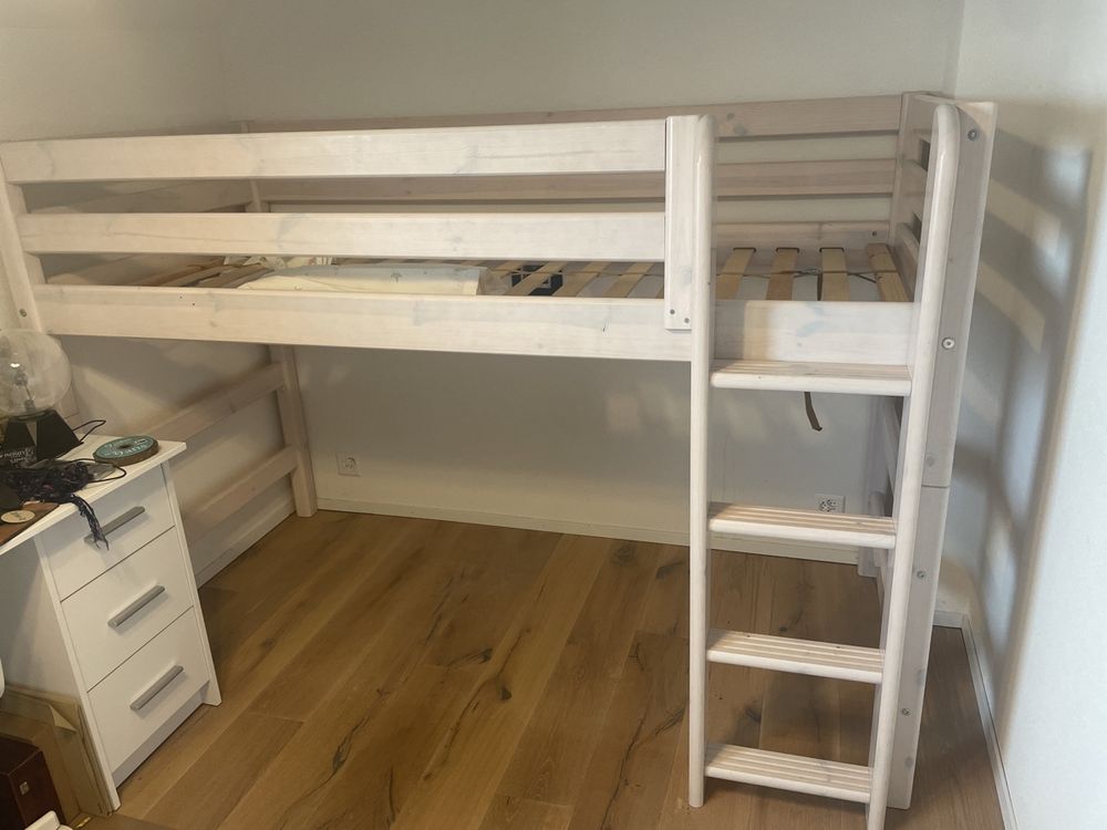 Lit mezzanine FLEXA blanc 110cm avec échelle (Gebraucht) in Peseux für ...