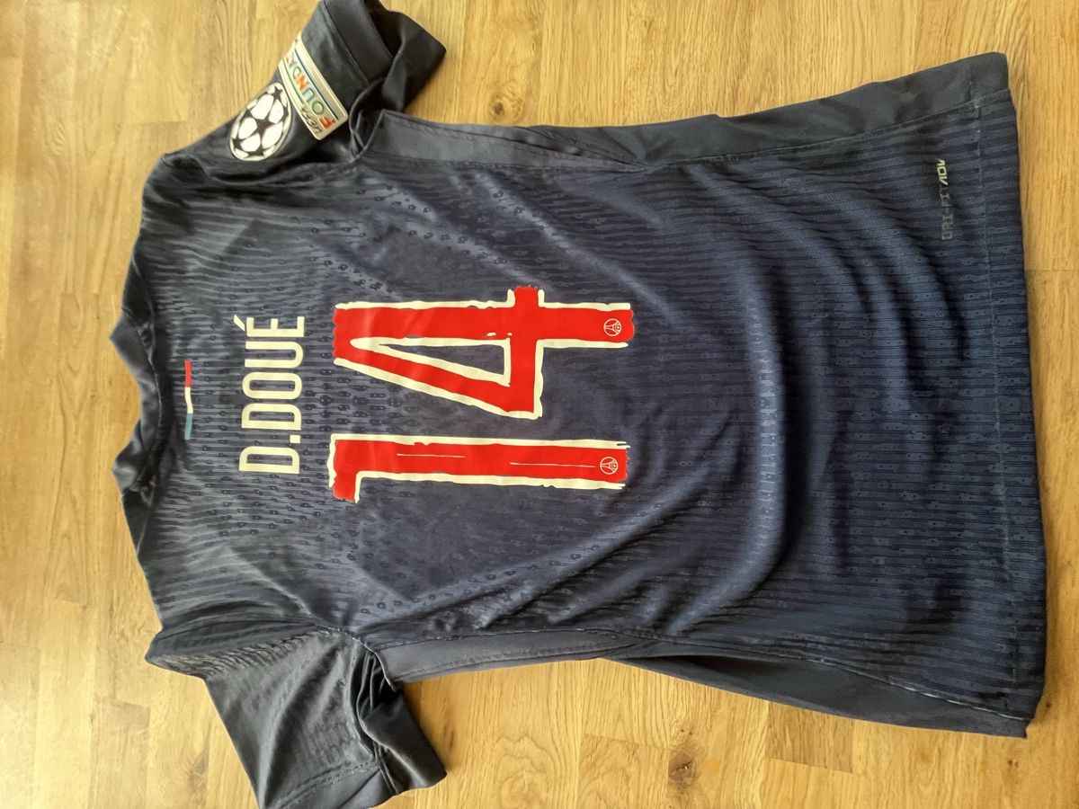 Nike Leibchen & Hosen: PSG 24/25 Trikot Spielerversion Grösse S Doué 14 – Gebraucht aus Achseten von Dodod 1