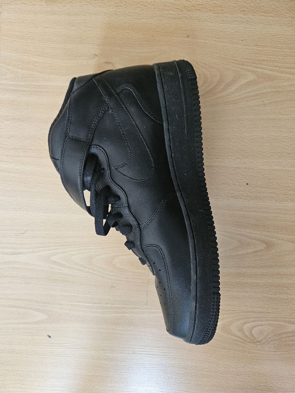 Nike Scarpe da uomo: NIKE Airforce Herren Gr 44.5 – Nuovo (secondo la descrizione) da Nidau venduto da ann_2289 2