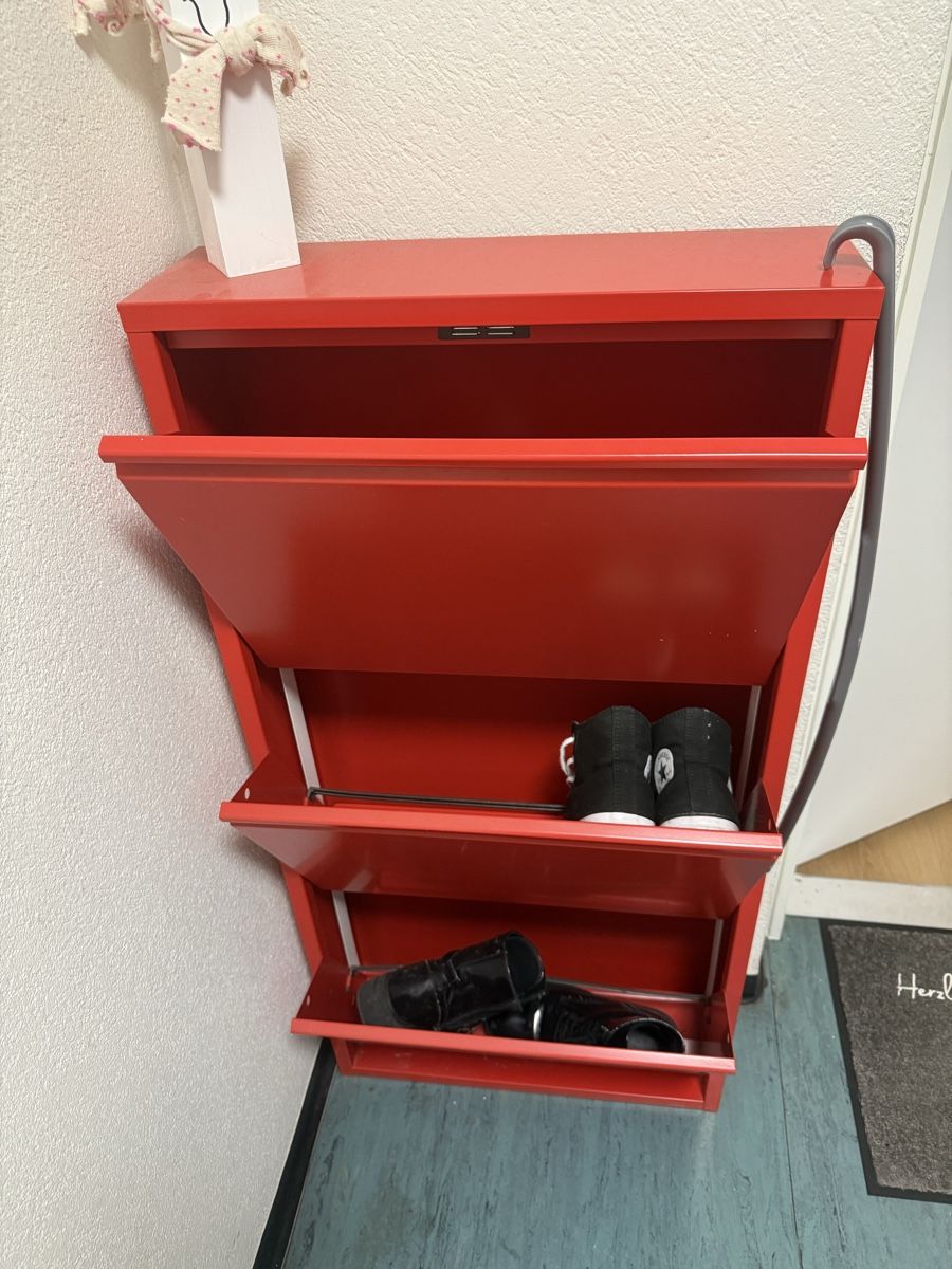 Armadi: Schuhschrank – Nuovo (secondo la descrizione) da Flawil venduto da ara_pdx9 1