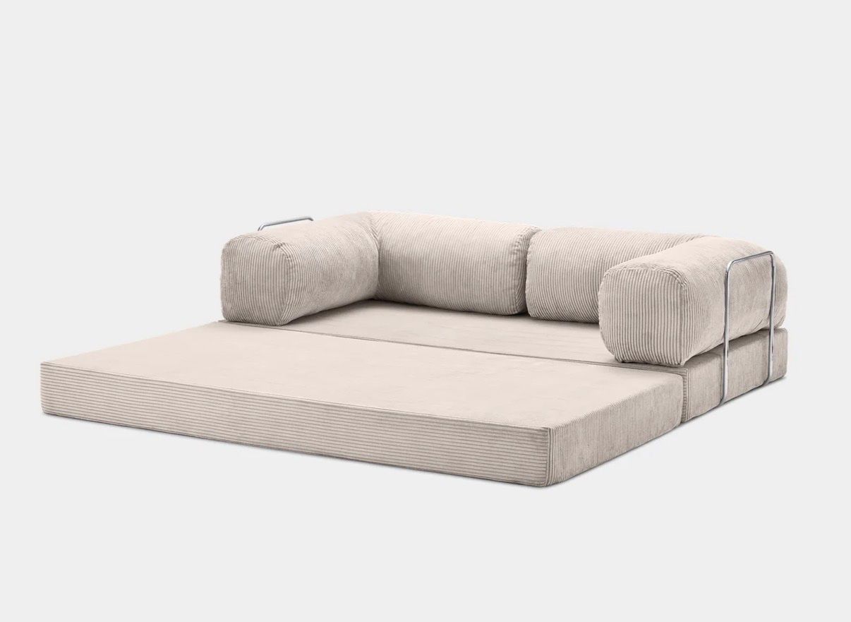 OMHU Divani: Omhu Teddy Sofa Cream White – Usato da St. Gallen venduto da larajuliagraham 3