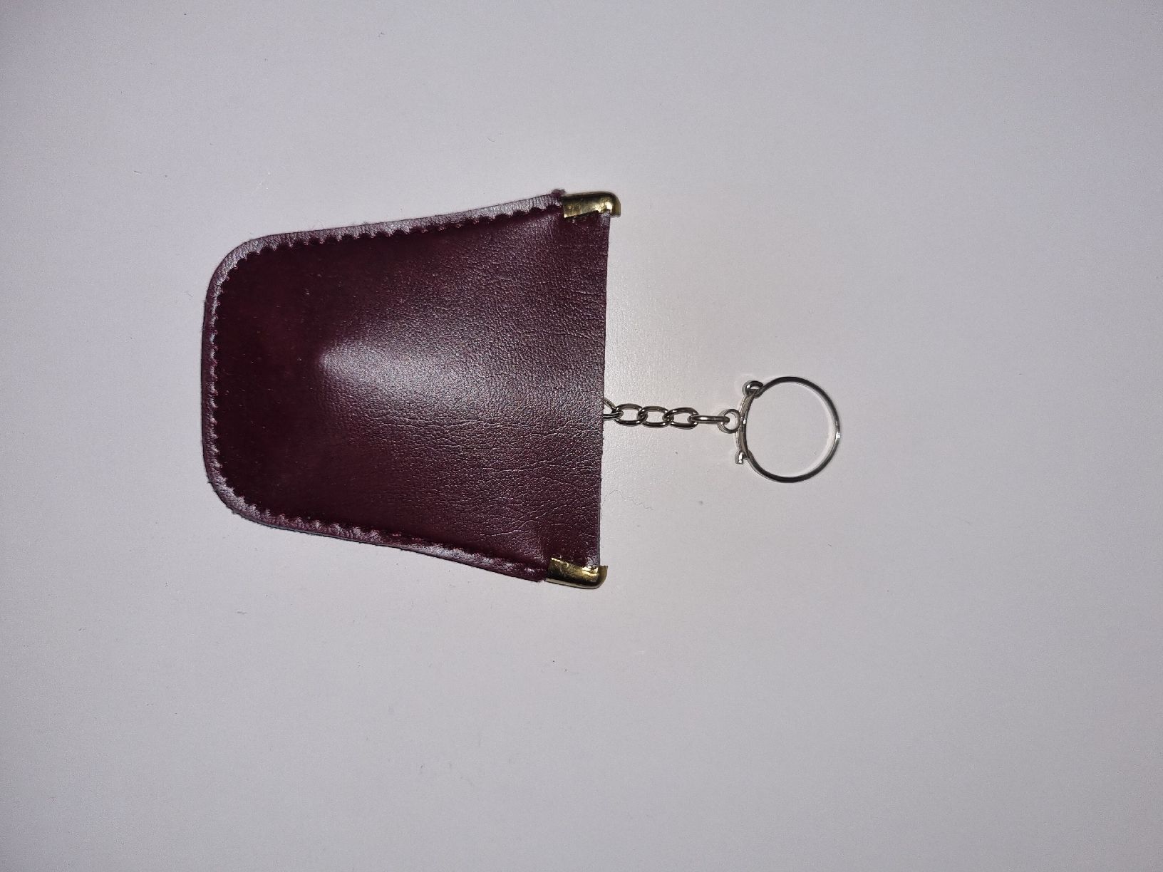 Altro in  Abbigliamento & Accessori: Schlüsseletui Leder dunkelrot mit Kette und Ring – Nuovo (secondo la descrizione) da Chur venduto da Beimirhates