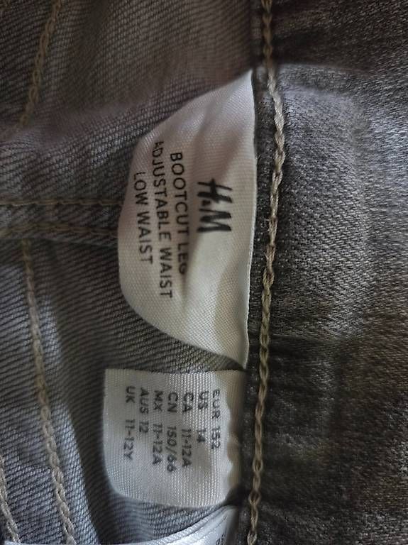 Pantaloni:  Jeans grau Gr. 152  – Usato da Wädenswil venduto da kat_x5zc 2