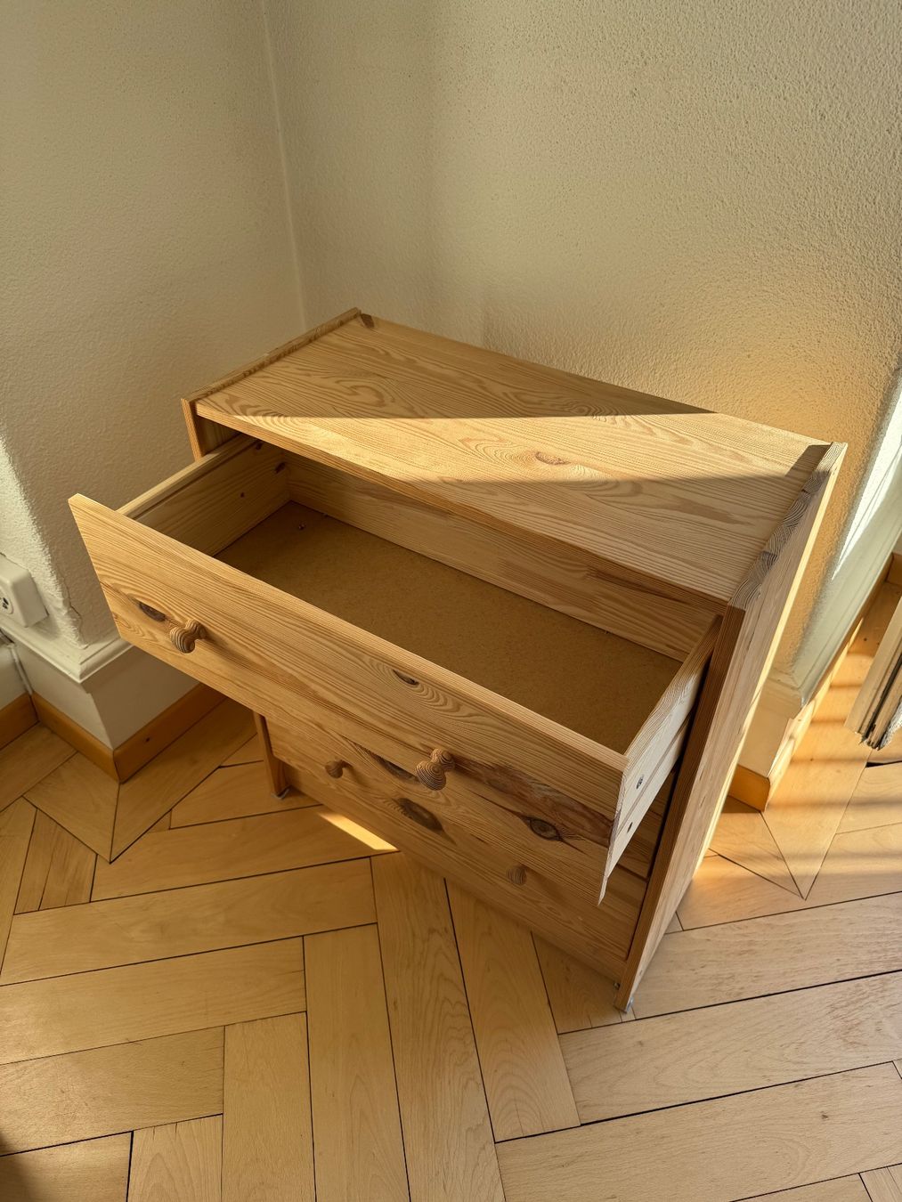 Cassettiere: Dresser – Usato da Zürich venduto da mar_8ygj 1