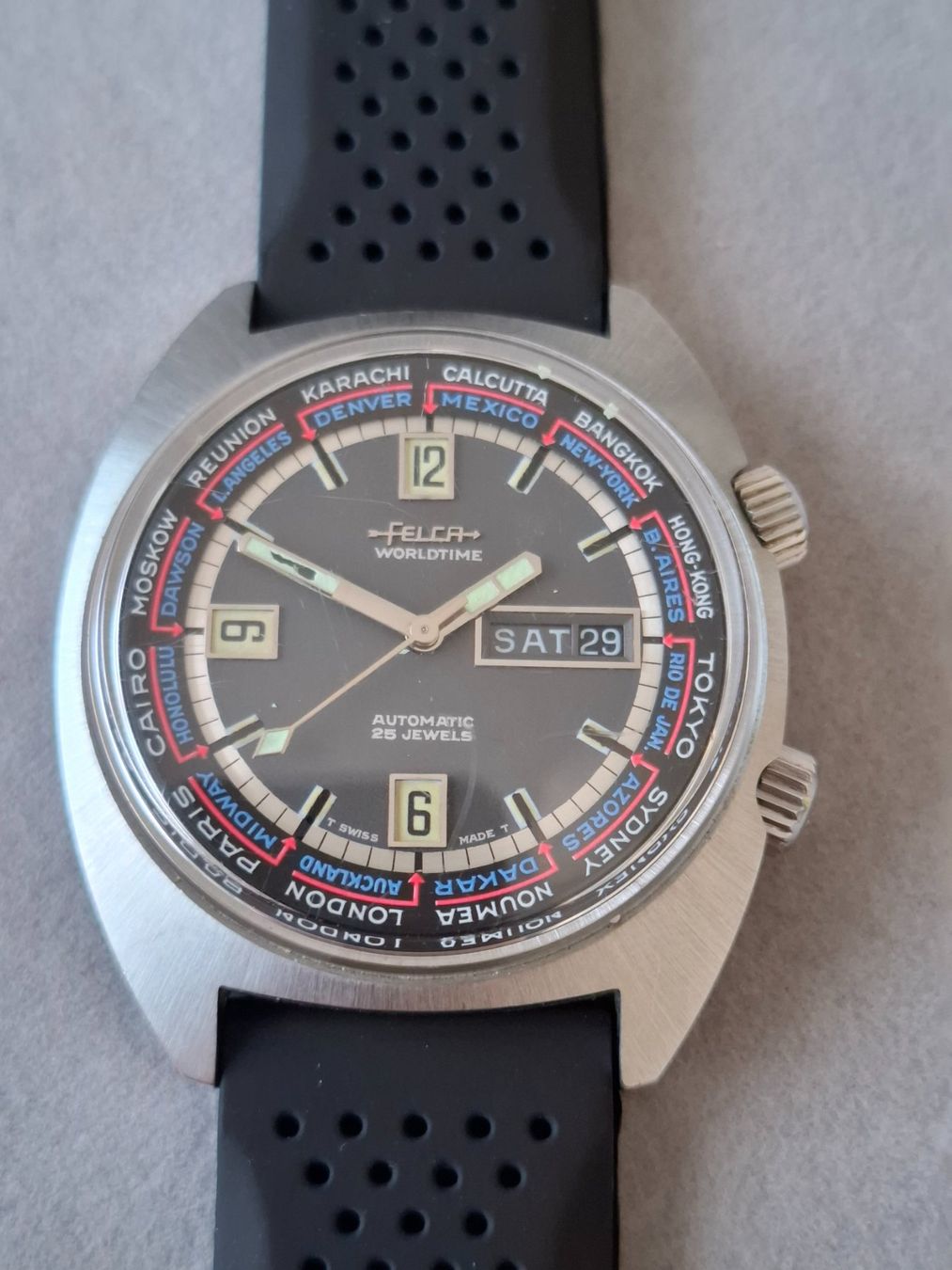 Uhren: Felca Worldtime – Gebraucht aus Le Locle von Lapidary.Duc