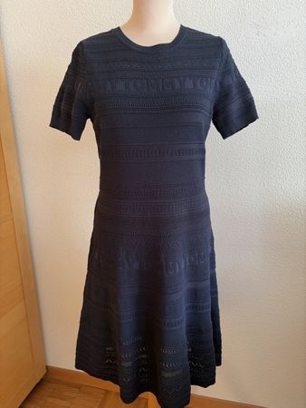 Robe Tommy Hilfiger bleu marine en maille taille M