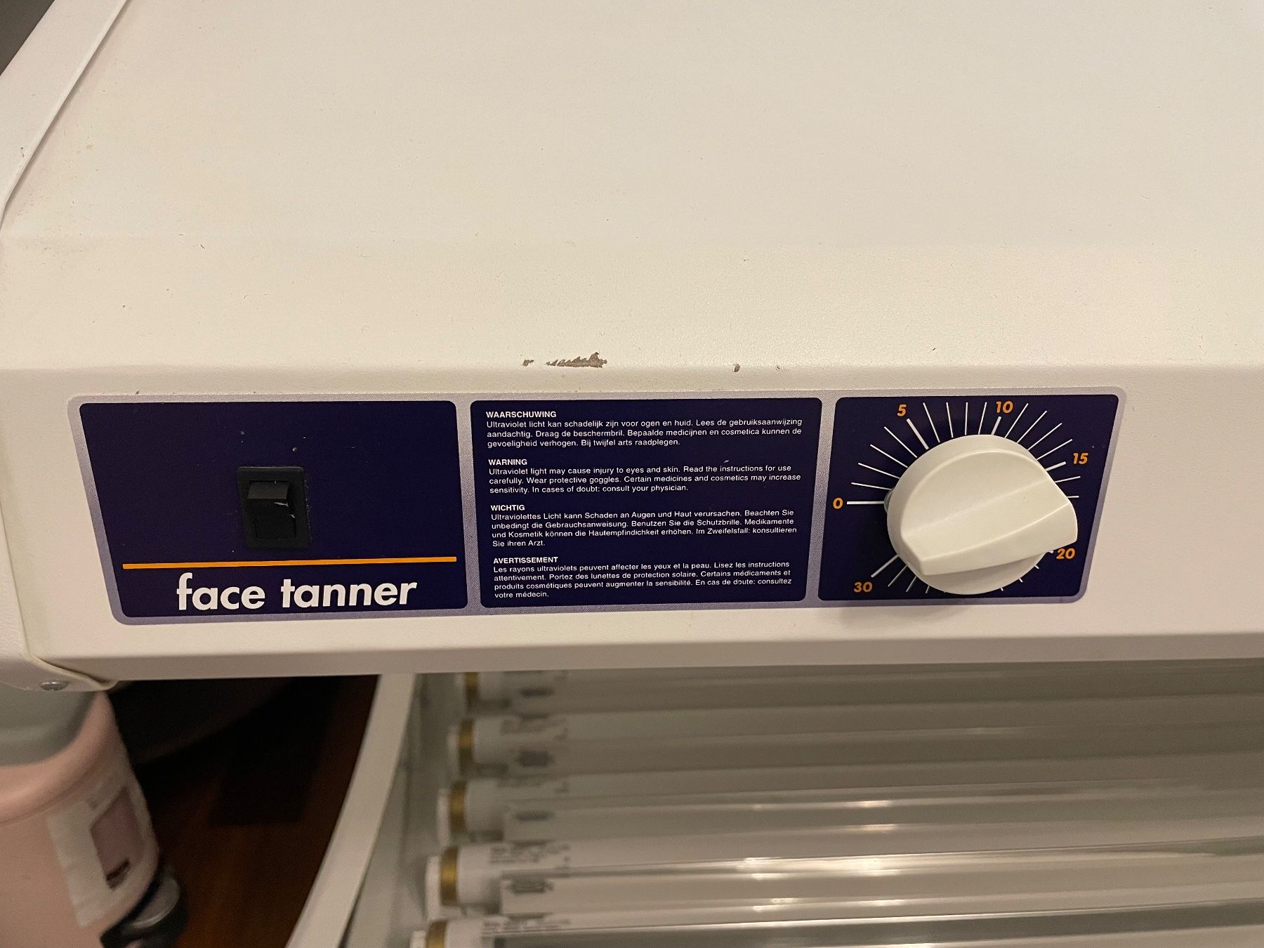 Solarium: Solarium Profesionell mit Face Tanner – Gebraucht aus Marbach SG von  4
