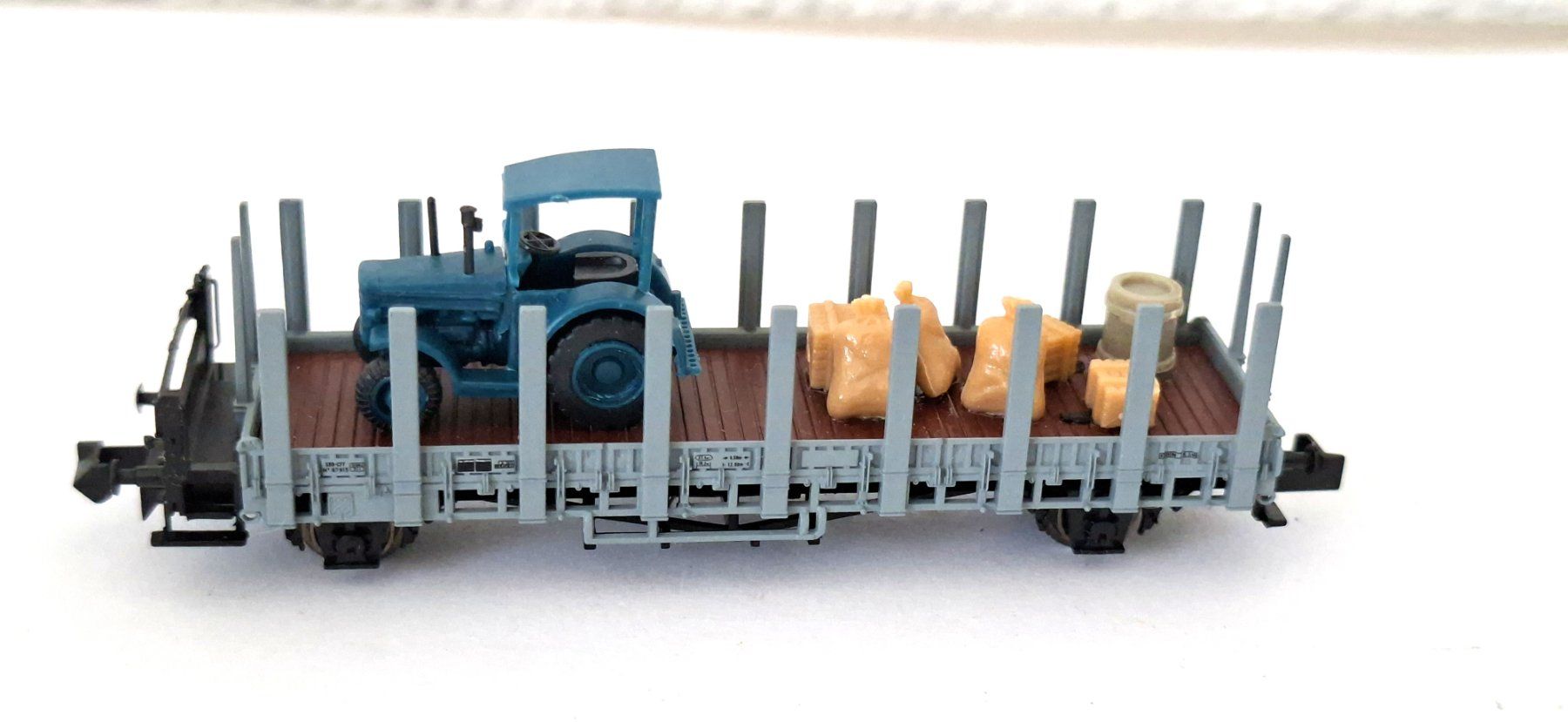 Trix Modellini di ferrovie: Minitrix SBB Rungenwagen 2 achsig beladen – Usato da Biberist venduto da Ntrains 1