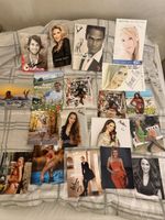 Diverse signierte Autogrammkarten und Fotos