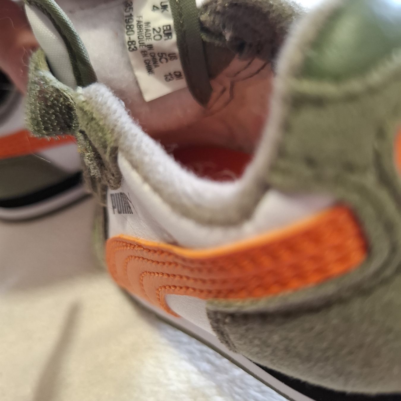 Puma Scarpe per ragazzi: Puma Baskets Bébé Kaki Blanc Orange Scratch Taille 20 – Nuovo (secondo la descrizione) da Le Locle venduto da QualiteExpress 4