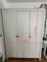 Kleiderschrank 