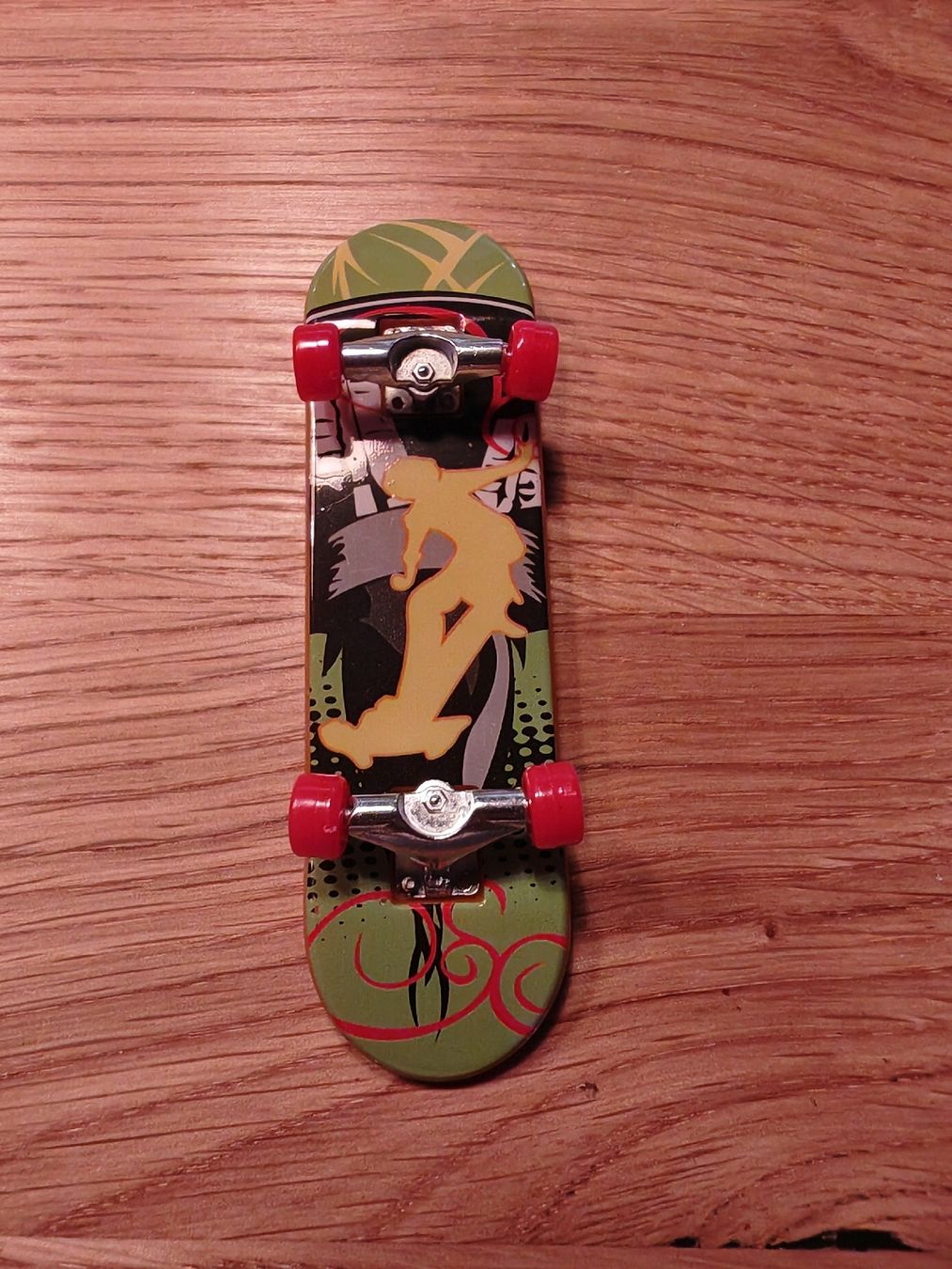 Giocattoli: Finger Skateboard – Nuovo e nell'imballaggio originale da Horw venduto da theanswer.1