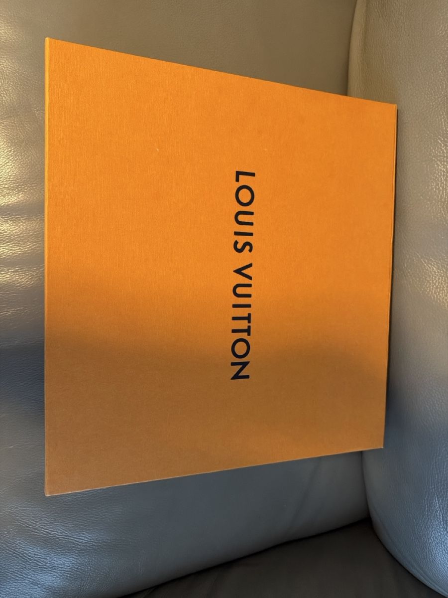 Louis Vuitton Borse: Sacoche Louis Vuitton trio – Usato da Bern venduto da LVGG 4