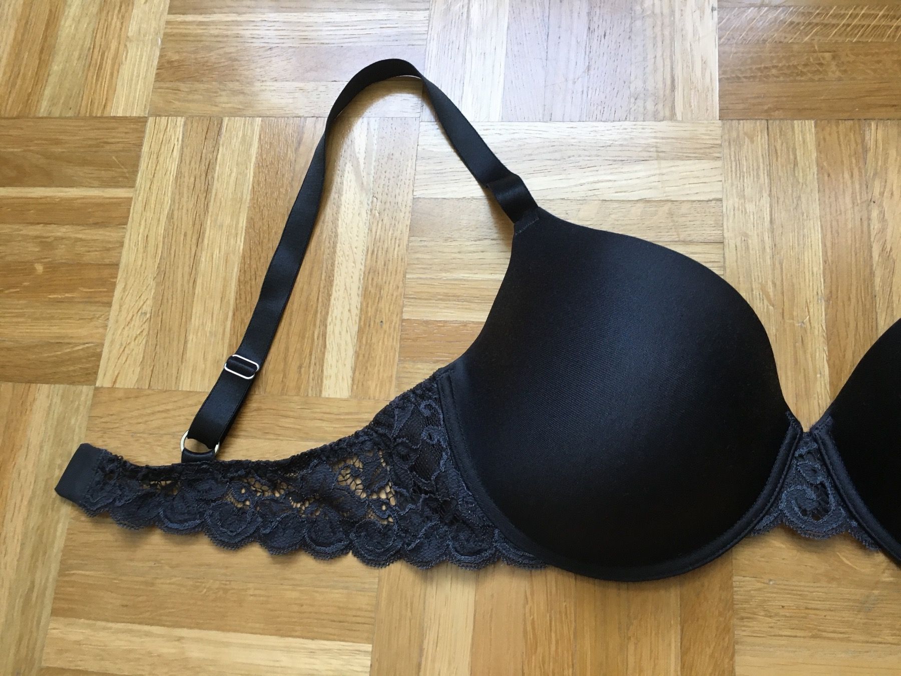 Hanro Sonstige Unterwäsche: HANRO BH Gr. 85D NEU! NP. 95.- – Neu (gemäss Beschreibung) aus Rüfenacht BE von Anele_13 2