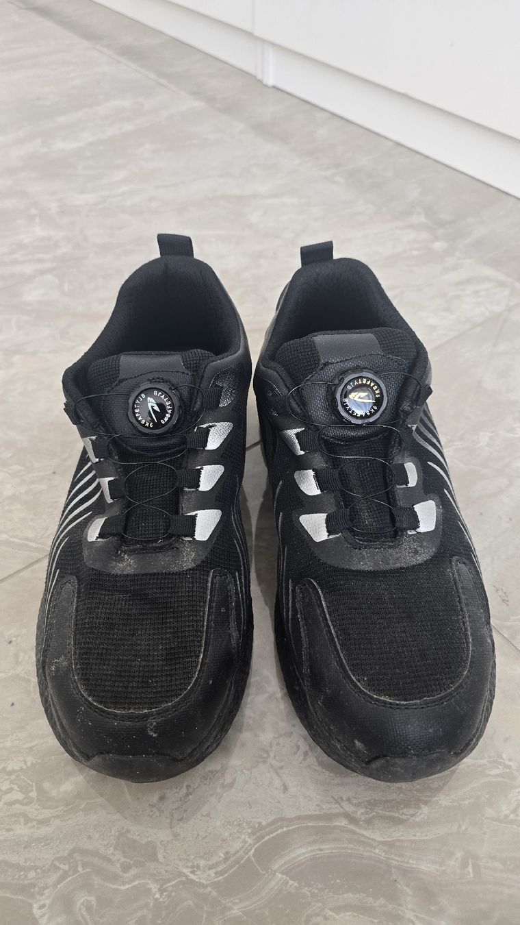 Scarpe da uomo: Sicherheitsschuhe grösse 45 – Usato da Lengnau BE venduto da Thanu1994 2
