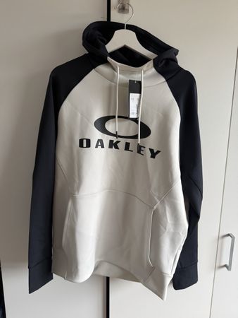 Oakley hoodie 