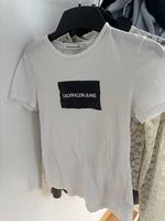 Calvin Klein T- Shirt