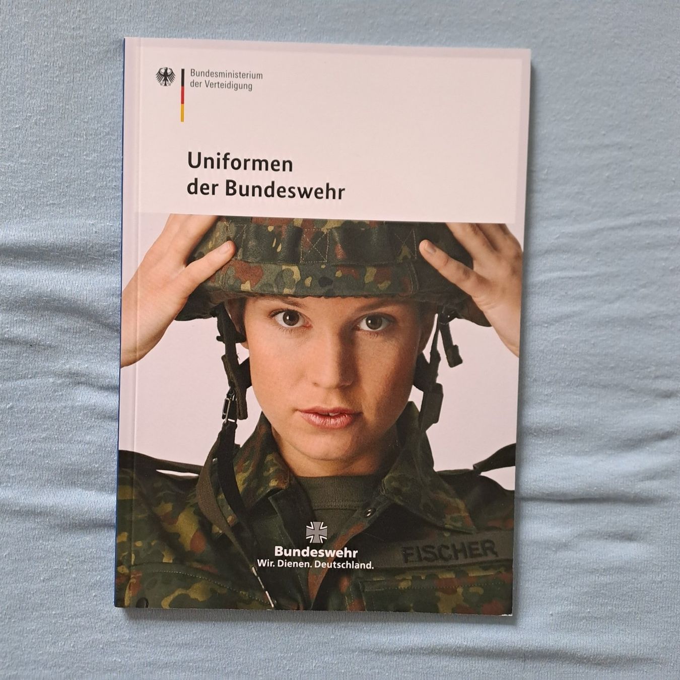 Libri: Uniformen der Bundeswehr – Nuovo (secondo la descrizione) da Gipf-Oberfrick venduto da Mig_29