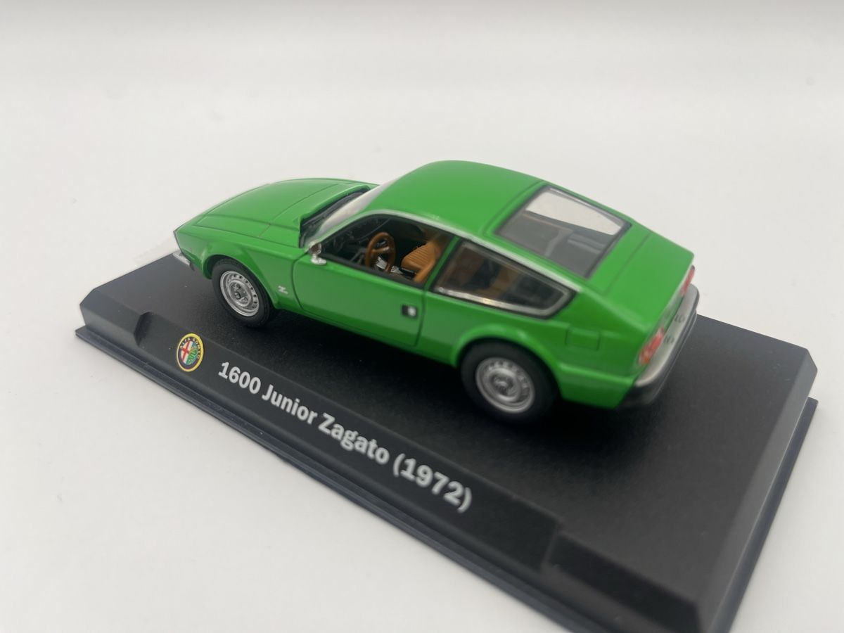 Alfa Romeo Voitures modèles: Alfa Junior Zagato, 1:43 – D'occasion à Broc par Jenson7 1