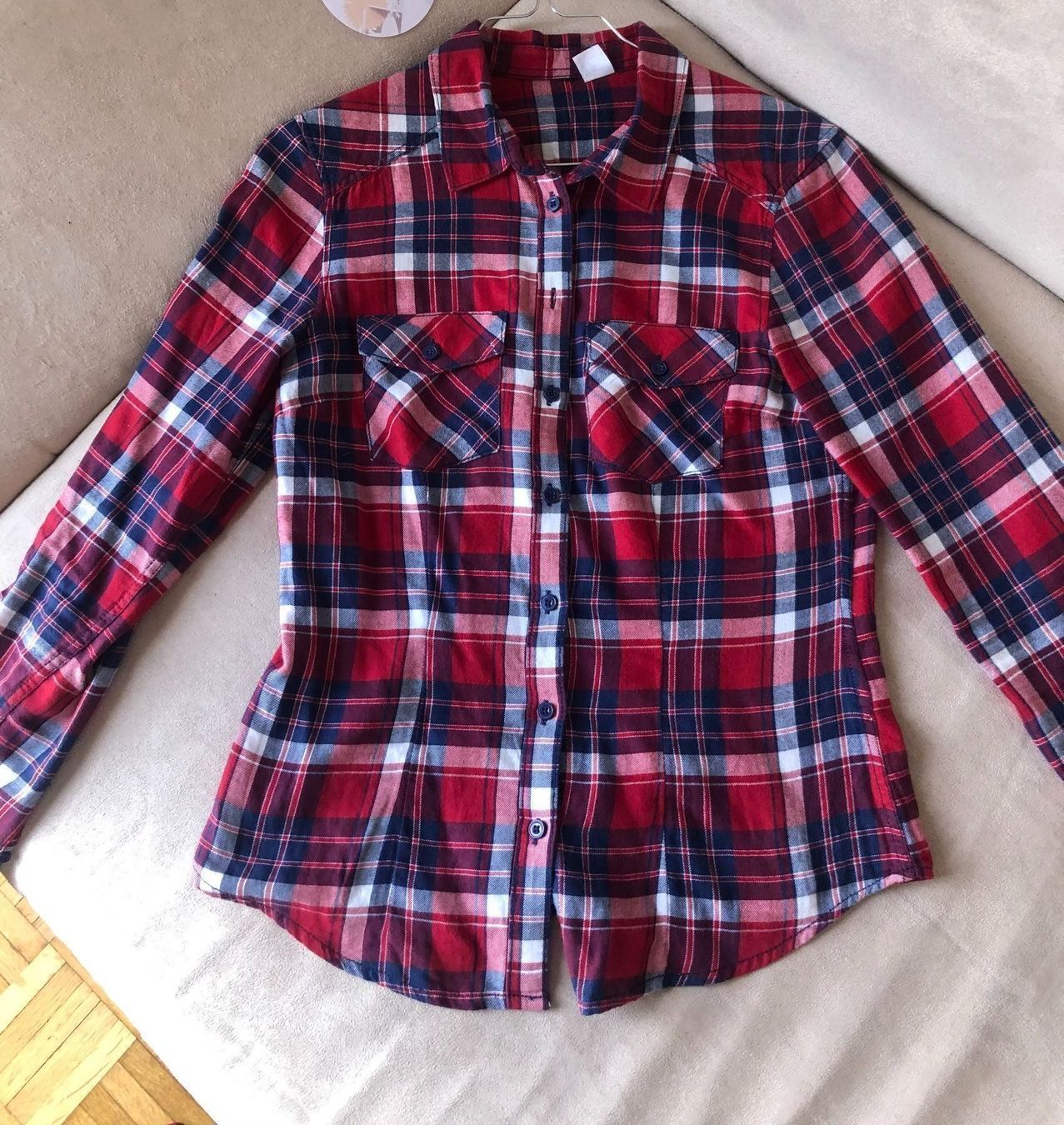 H&M Blusen: H&M blouse / Winterbluse XS/S – Gebraucht aus Zürich von Angela_Fashion_Lover 1