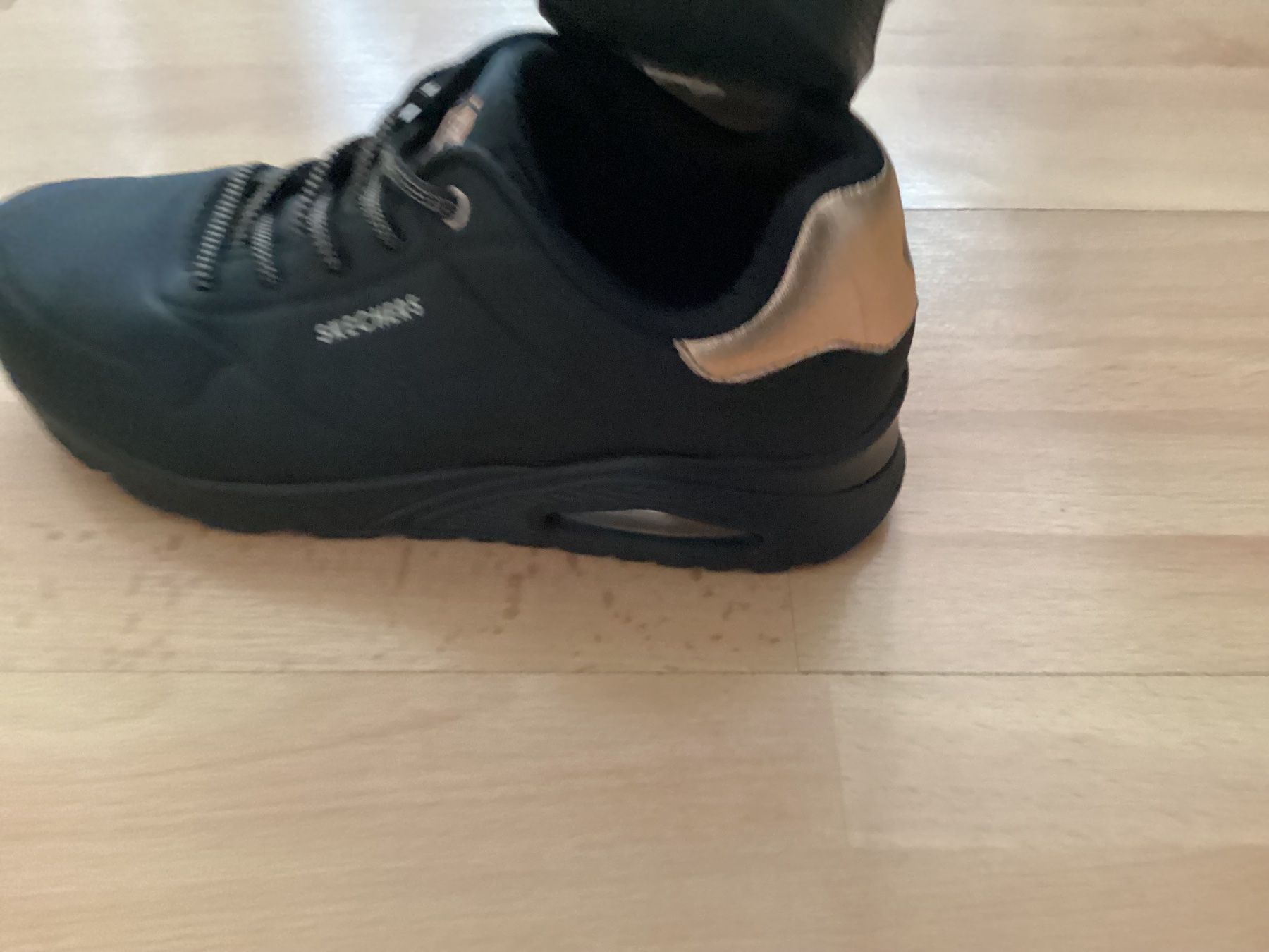 Skechers Scarpe da uomo: Skechers Sneaker – Nuovo (secondo la descrizione) da Unterkulm venduto da Lunchen11