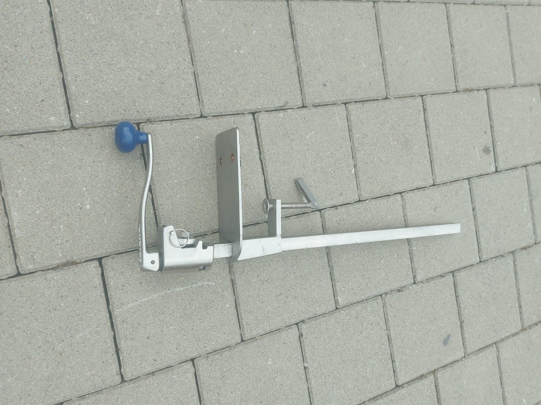 Küchengeräte: Konservendosenoeffner manuell Edelstahl mit Griff – Gebraucht aus Rheinau von profitronic.shop
