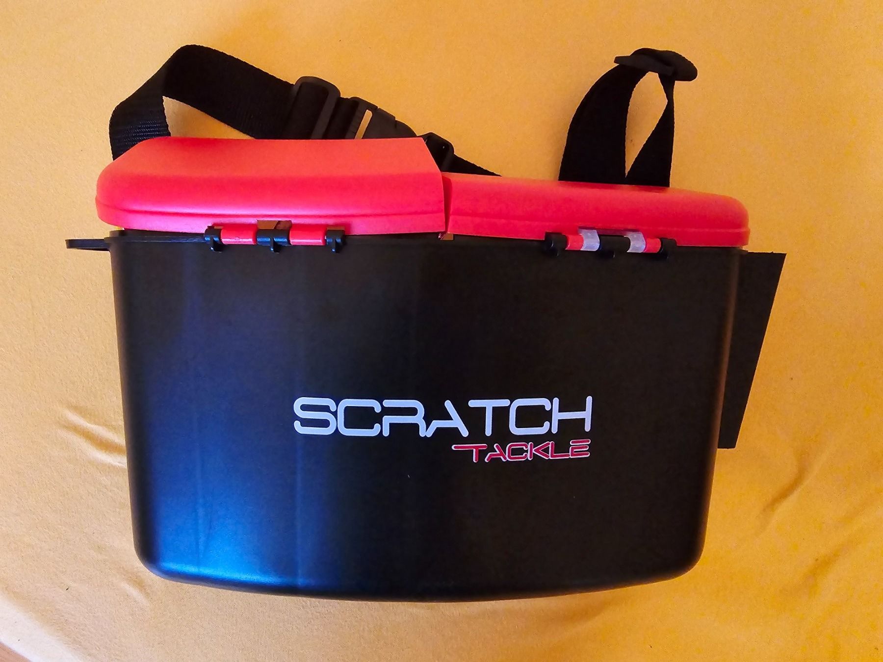Esche: Scratch Tackle Lure Box Fischen Hüfttasche – Nuovo e nell'imballaggio originale da Zürich venduto da Tcrush