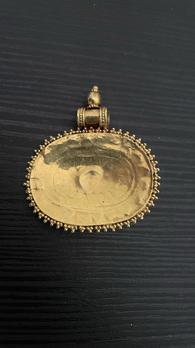 Ciondoli: Antikes Goldamulett, 20 Karat Gold – Usato da Basel venduto da Tscherri 3