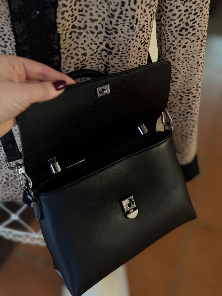 Bugatti Borse da donna: Handtasche Bugatti schwarz – Usato da Fehraltorf venduto da Erdo81 1