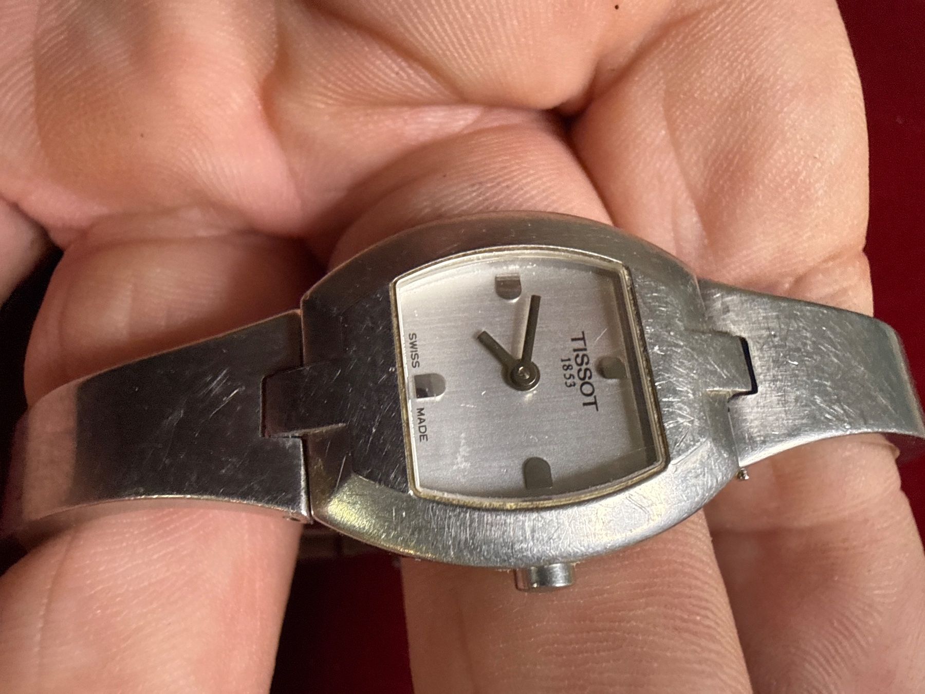 Tissot Uhren: Tissot Quarz 21.5 mm / defekt – Defekt aus Pfeffingen von Allhandelklgwatches 1