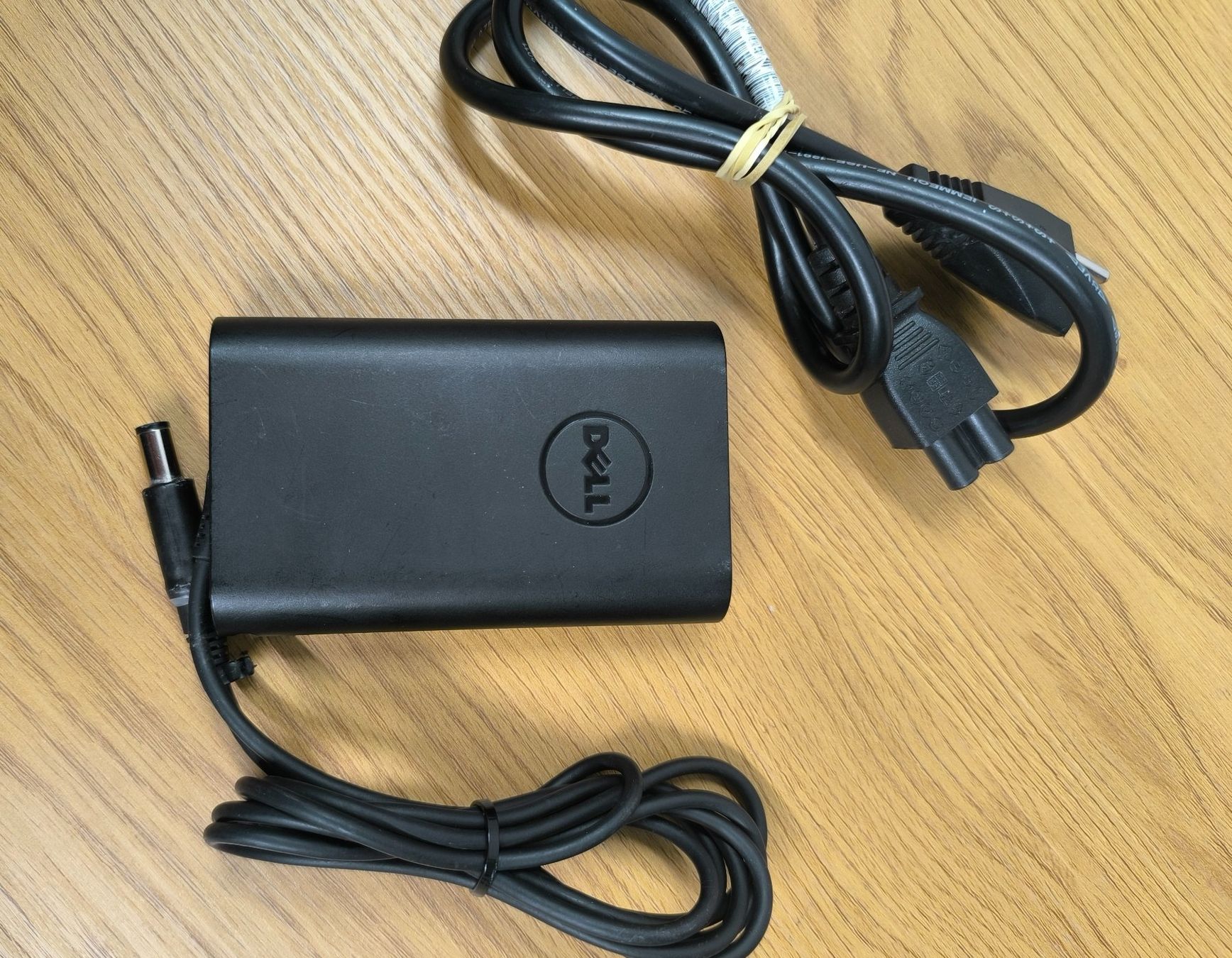 Dell Caricabatterie: Original DELL 65W AC-Netzteil – Usato da Wald ZH venduto da 89kingle 1