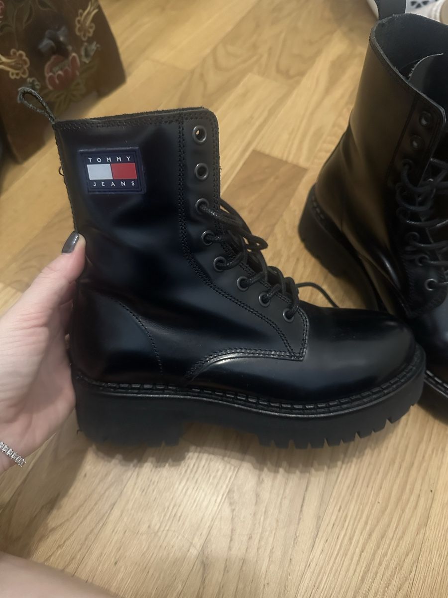 Tommy Hilfiger Scarpe da donna: Bottine tommy hilfiger 37 – Nuovo (secondo la descrizione) da Biel/Bienne venduto da Abeille01