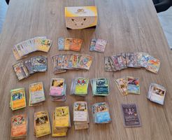 Lot de cartes Pokémon 30ans en Français 