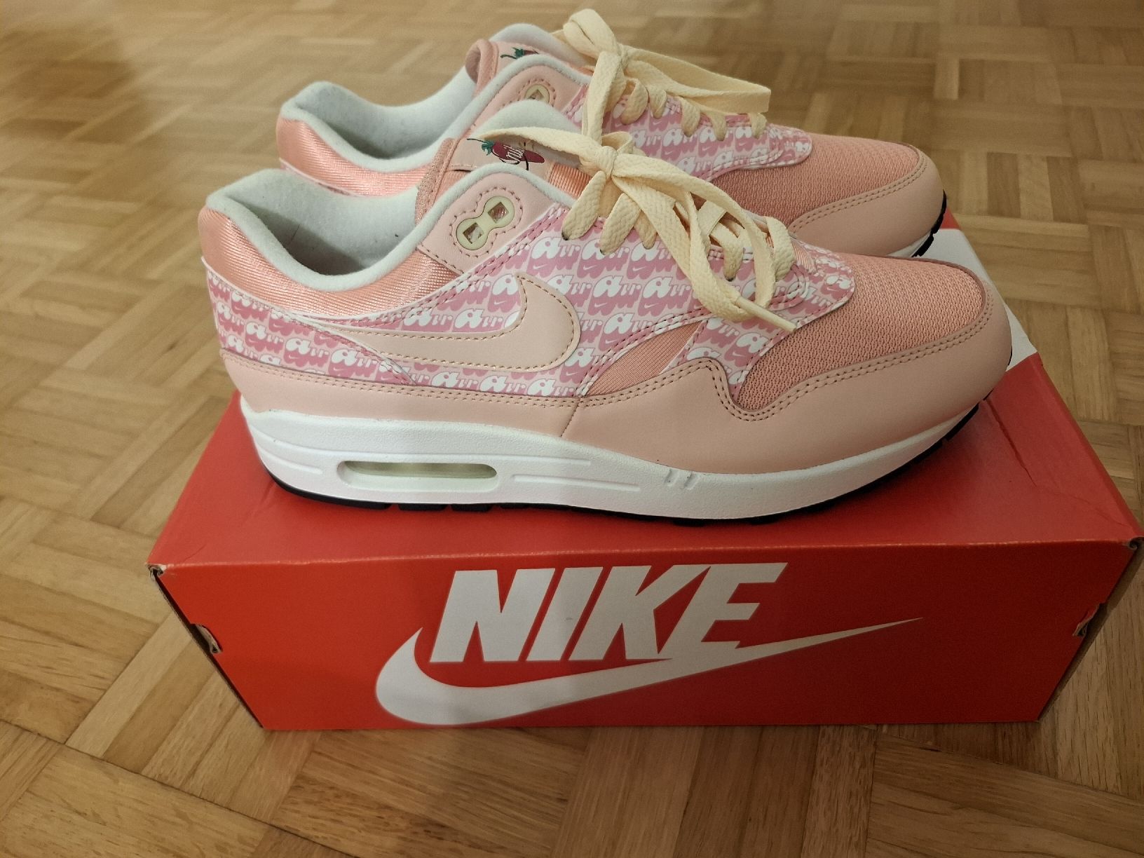 Nike Scarpe da donna: Nike Air Max 1 Pink Lemonade Gr. 42.5 – Nuovo (secondo la descrizione) da sissach venduto da maa_57j5