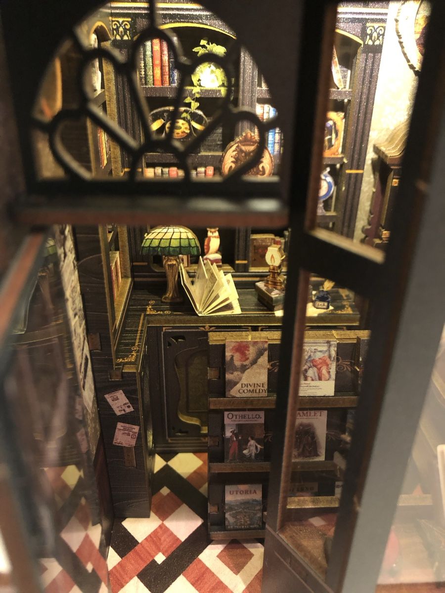 Tutte le decorazioni: Die Buchhandlung - Book Nook – Usato da Zollikofen venduto da DelNero 2